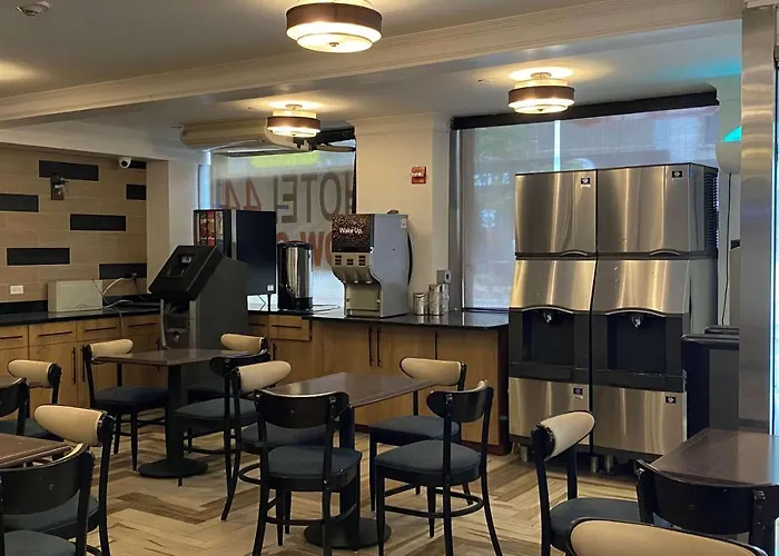Ramada By Wyndham New York Times Square West